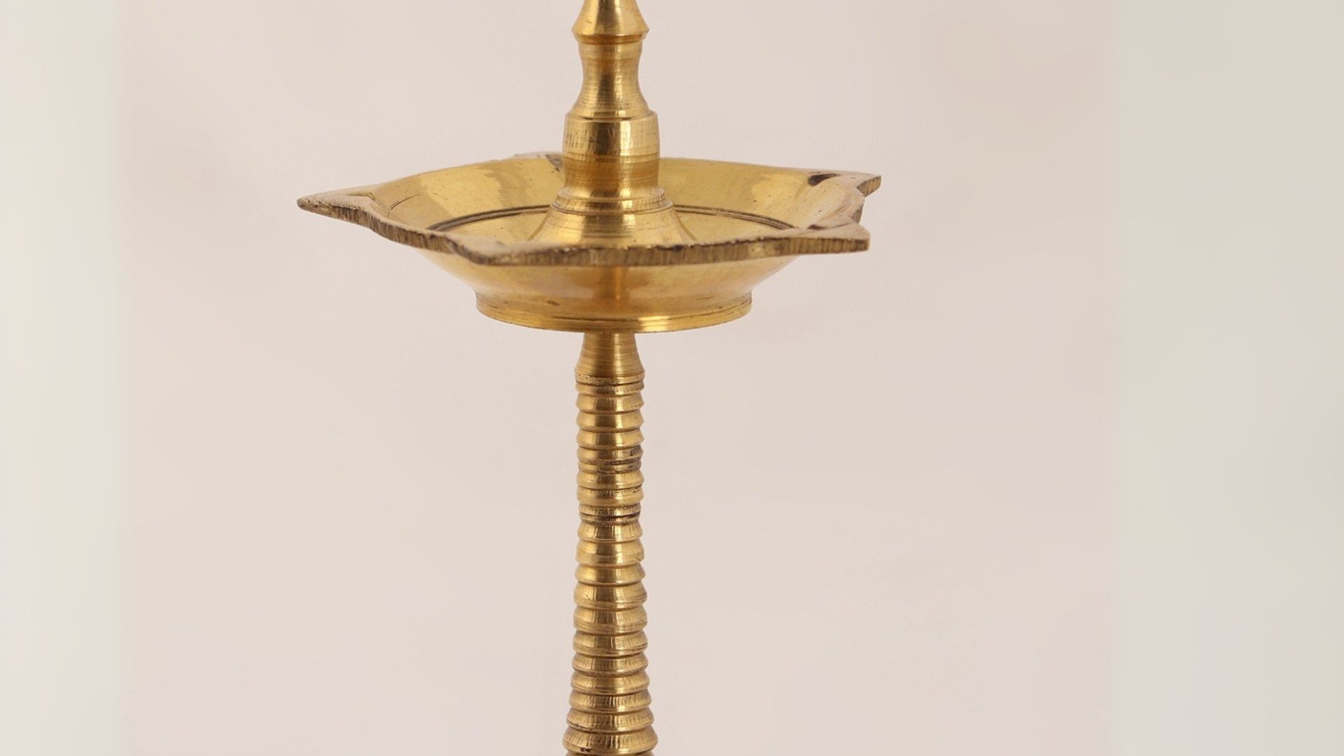 Brass Oil Lamps or Vilakku Brass Oil Lamps or Vilakku